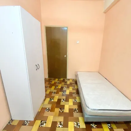 Rent this 1 bed apartment on Pangsapuri Mutiara Magna in Jalan Metro Prima, Kepong Bahru