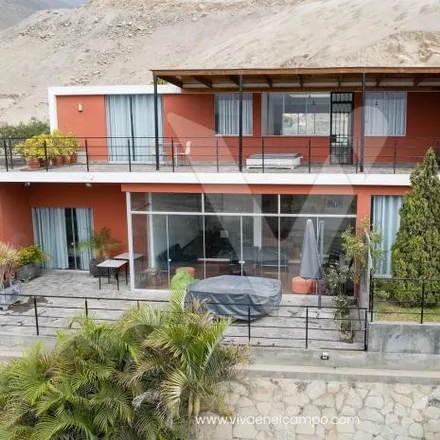 Rent this 6 bed house on unnamed road in Pachacámac, Lima Metropolitan Area