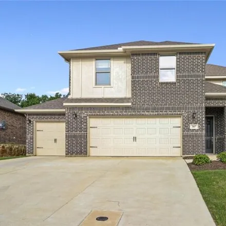 Buy this 4 bed house on Ridge Drive in Justin, Denton County