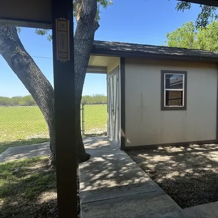 Image 3 - 364 Sun Flower Drive, Marion, Guadalupe County, TX 78124, USA - House for sale