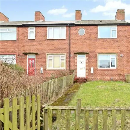 Rent this 2 bed townhouse on Tunstall Grove in Leadgate, DH8 6EN