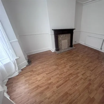 Image 2 - 24 Hampden Road, London, N17 0AY, United Kingdom - House for rent