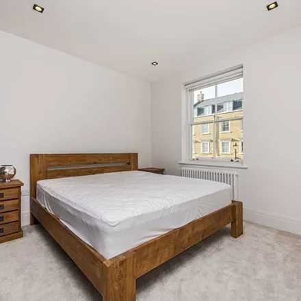 Image 5 - Fitzroy Gate, Thames Path - northern bank, London, TW7 7BU, United Kingdom - Apartment for rent