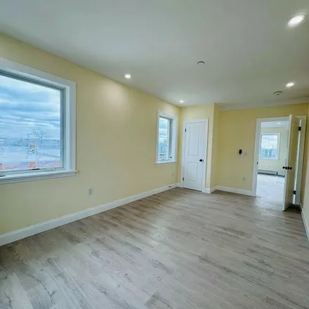 Rent this 3 bed apartment on 140-39 34th Avenue in New York, NY 11354