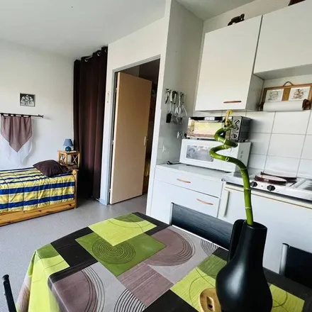 Rent this studio apartment on 64250 Cambo-les-Bains