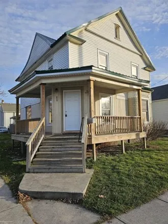Buy this 3 bed house on 690 Stanton Street in Port Huron, MI 48060