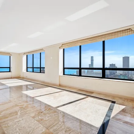 Image 4 - Water Tower Place, 835 North Michigan Avenue, Chicago, IL 60611, USA - House for sale