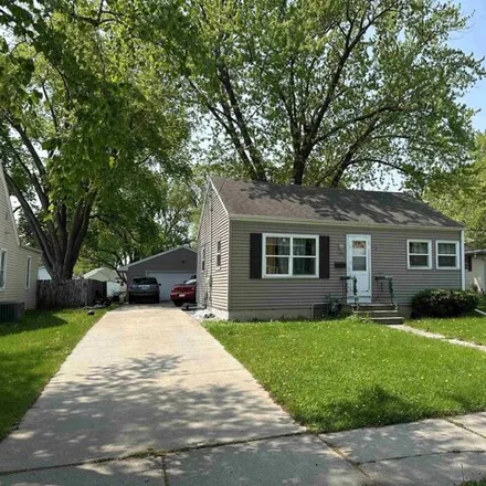 Buy this 2 bed house on 1496 Grignon Street in Green Bay, WI 54301