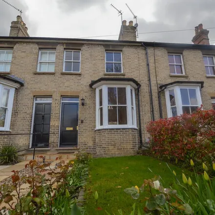 Rent this 2 bed townhouse on York Road in Bury St Edmunds, IP33 3EB