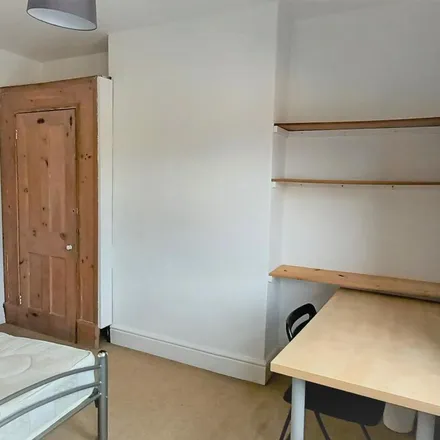 Rent this 4 bed apartment on 21 Coronation Avenue in Bath, BA2 2JU