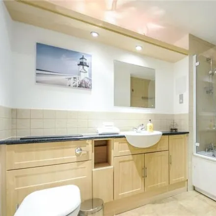 Image 4 - Tounson Court, Montaigne Close, London, SW1P 4AD, United Kingdom - Apartment for sale