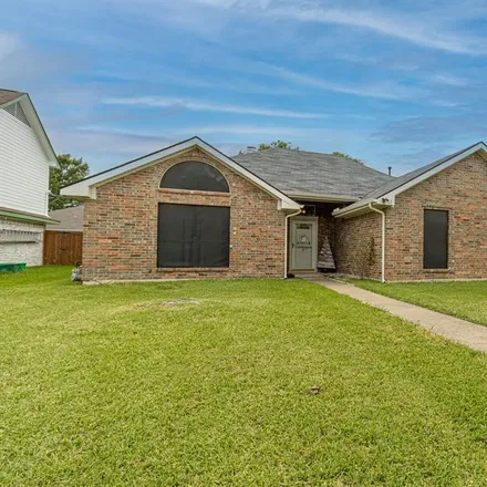 Buy this 3 bed house on 702 Azalea Drive in Forney, TX 75126