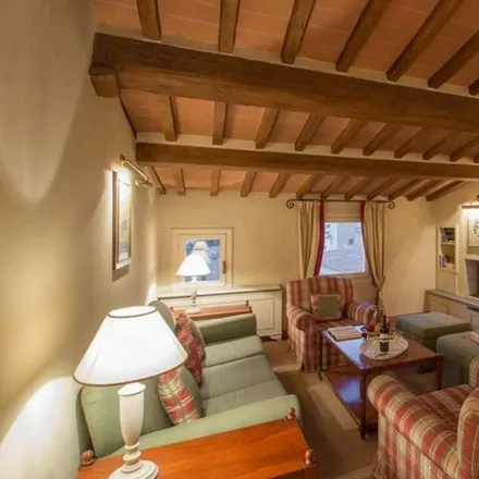 Rent this 3 bed apartment on Via della Pergola in 21, 50121 Florence FI