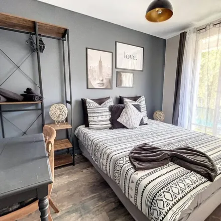 Rent this 4 bed apartment on 93800 Épinay-sur-Seine