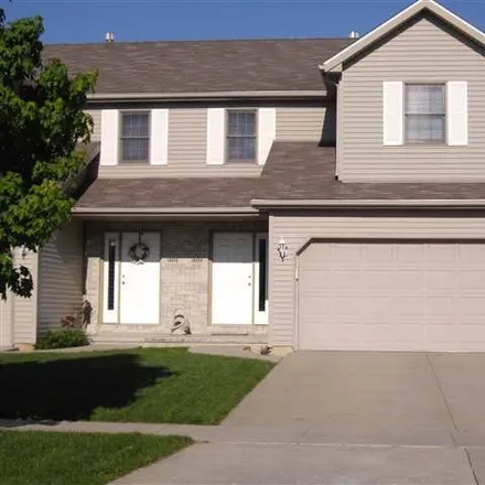 Buy this 3 bed townhouse on 1808 Vladimir Drive in Bloomington, IL 61704