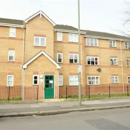 Image 5 - Kingweston Close, London, NW2 1UR, United Kingdom - Apartment for rent
