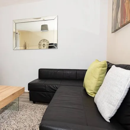 Image 3 - NE27, United Kingdom - Apartment for rent