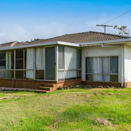 Rent this 3 bed apartment on Anzac Avenue in Drayton QLD 4350, Australia