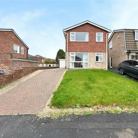 Buy this 3 bed house on Seymour Avenue in Egglescliffe, TS16 0LD