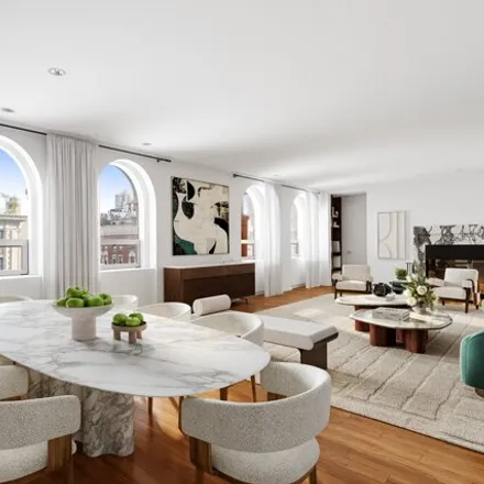 Image 3 - 75 East 81st Street, New York, NY 10028, USA - Apartment for sale