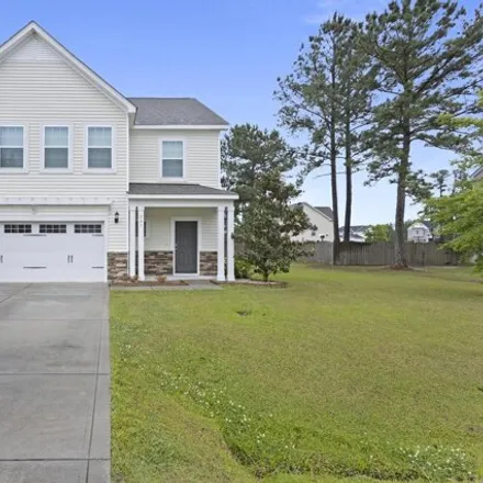 Rent this 3 bed house on 331 Vilas Way North in Carolina Country, Onslow County