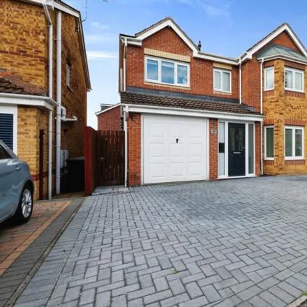 Buy this 4 bed house on Richmond Drive in North Hykeham, LN6 8QY