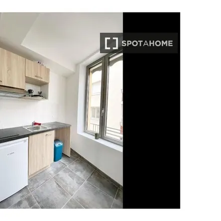 Image 7 - 52 Rue des Antonins, 69100 Villeurbanne, France - Apartment for rent