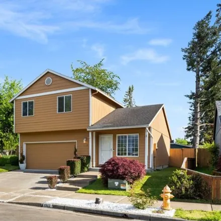 Buy this 3 bed house on 1322 Southeast La Mesa Avenue in Gresham, OR 97080