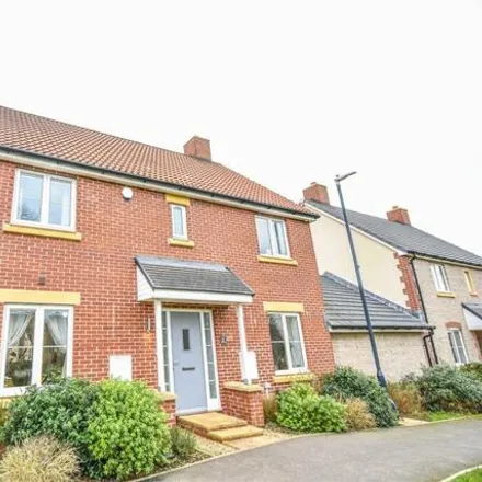 Buy this 4 bed house on 1 Falcon Road in Bristol, GL12 8EQ