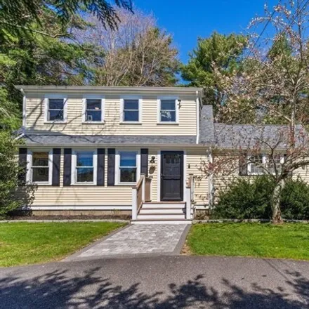Buy this 4 bed house on 105 Wapping Road in Kingston, MA 02364