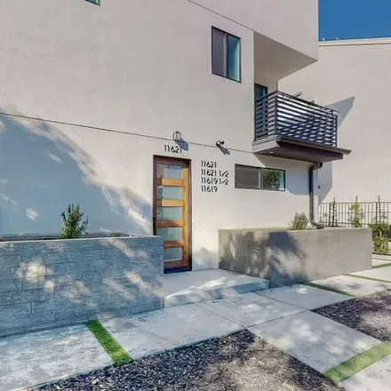 Rent this 4 bed apartment on L'Ovest in Ayres Avenue, Los Angeles