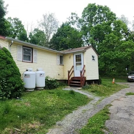 Buy this 2 bed house on Prince Street in Hamburg, Hardyston Township