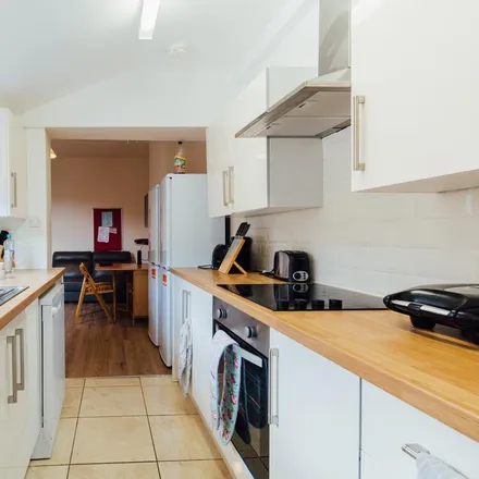Rent this 6 bed townhouse on Queen in the West in 12-14 Moor Street, Lincoln