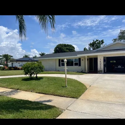 Image 2 - 14099 Lookout Way North, Pinellas County, FL 33776, USA - Room for rent