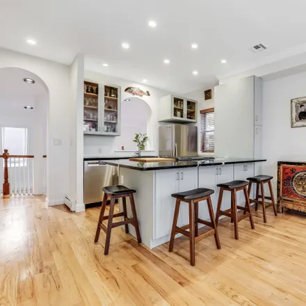 Image 5 - 290 9th Street, Jersey City, NJ 07302, USA - Townhouse for sale