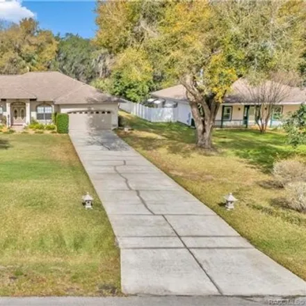 Buy this 3 bed house on 11852 North Bluff Cove Path in Citrus County, FL 34434