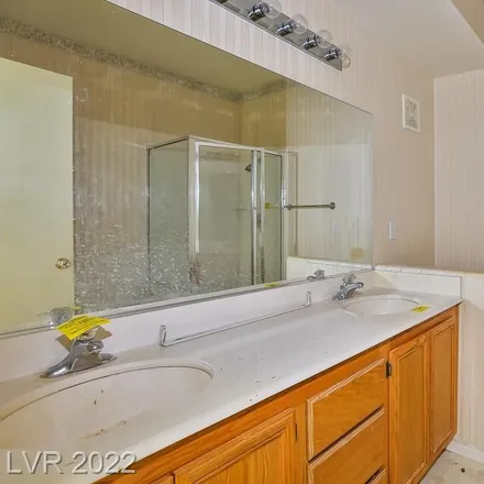 Image 8 - Legacy Courtyard Clubhouse, Ramsgate Drive, Henderson, NV 89074, USA - Condo for sale