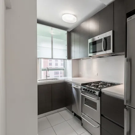 Image 3 - Amsterdam Ave West 113 Th St, Unit 304 - Apartment for rent