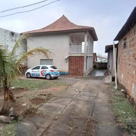 Rent this 4 bed house on Rua Doutor Miguel Vieira Ferreira in Jardim Rosolem, Hortolândia - SP