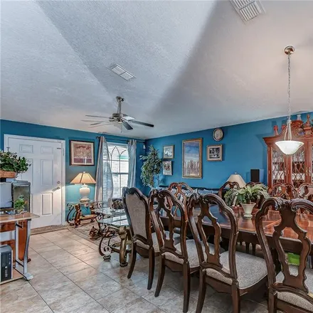 Image 9 - 40th Street South & 10th Avenue South, 40th Street South, Saint Petersburg, FL 33711, USA - House for sale