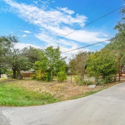 Image 2 - 5487 Farm-to-Market Road 1518, Saint Hedwig, Bexar County, TX 78152, USA - House for sale