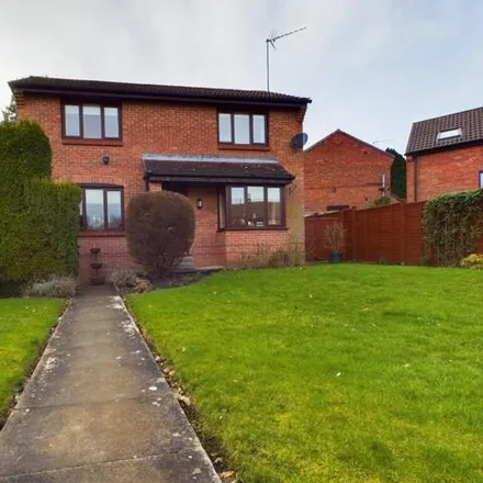 Rent this 3 bed house on Norwood Grove in Harrogate, HG3 2XL
