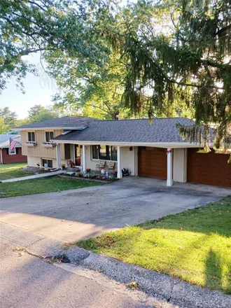 Buy this 4 bed house on 4806 Dadrian Drive in Southmoor, Godfrey