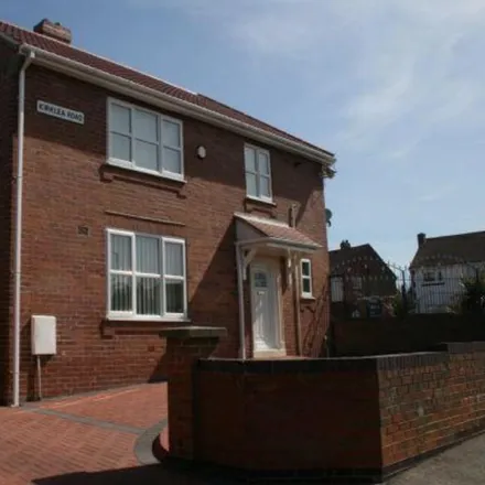 Rent this 3 bed duplex on Kirklea Road in Houghton-le-Spring, DH5 8DP