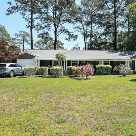 Buy this 3 bed house on 13122 Largo Drive in Colonial Oaks, Savannah