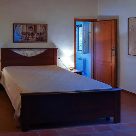 Rent this 5 bed house on 51017 Pescia PT