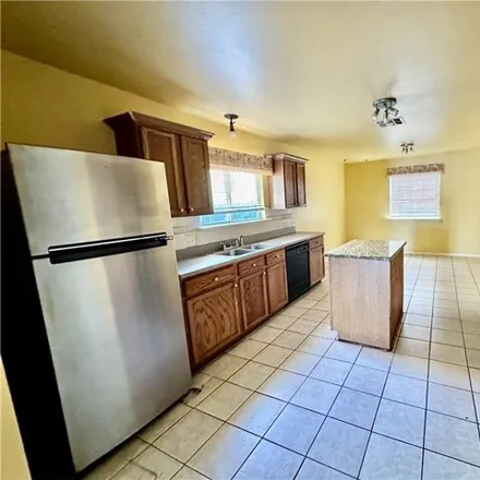 Image 3 - 299 Mallow Grove, Bexar County, TX 78253, USA - House for sale