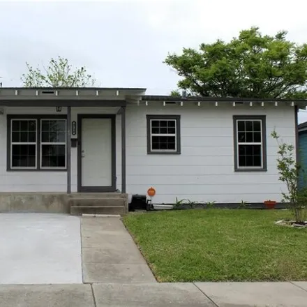 Buy this 3 bed house on 4746 Easter Drive in Corpus Christi, TX 78415