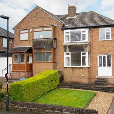 Buy this 3 bed duplex on Ashurst Road in Sheffield, S6 5LP