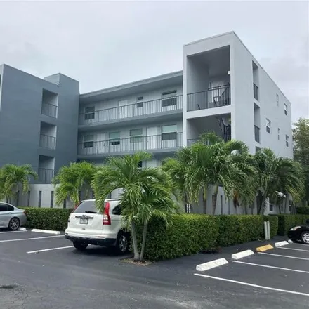 Rent this 1 bed condo on 611 NE 14th Ave Apt 202 in Fort Lauderdale, Florida